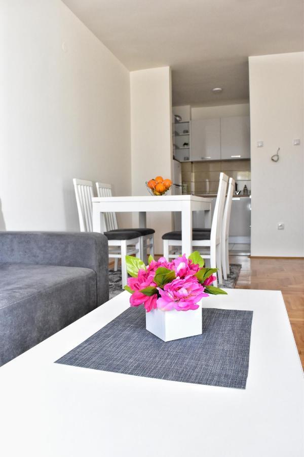 Apartman Dajana Требине Екстериор снимка